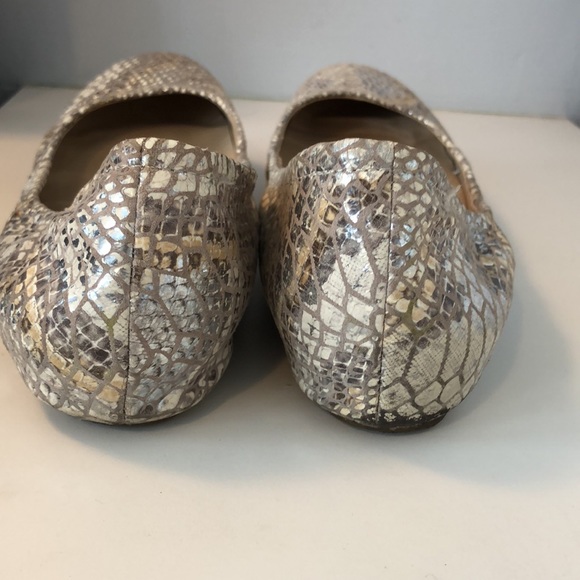 Neutral, metallic, snakeskin patterned flats - Picture 3 of 12